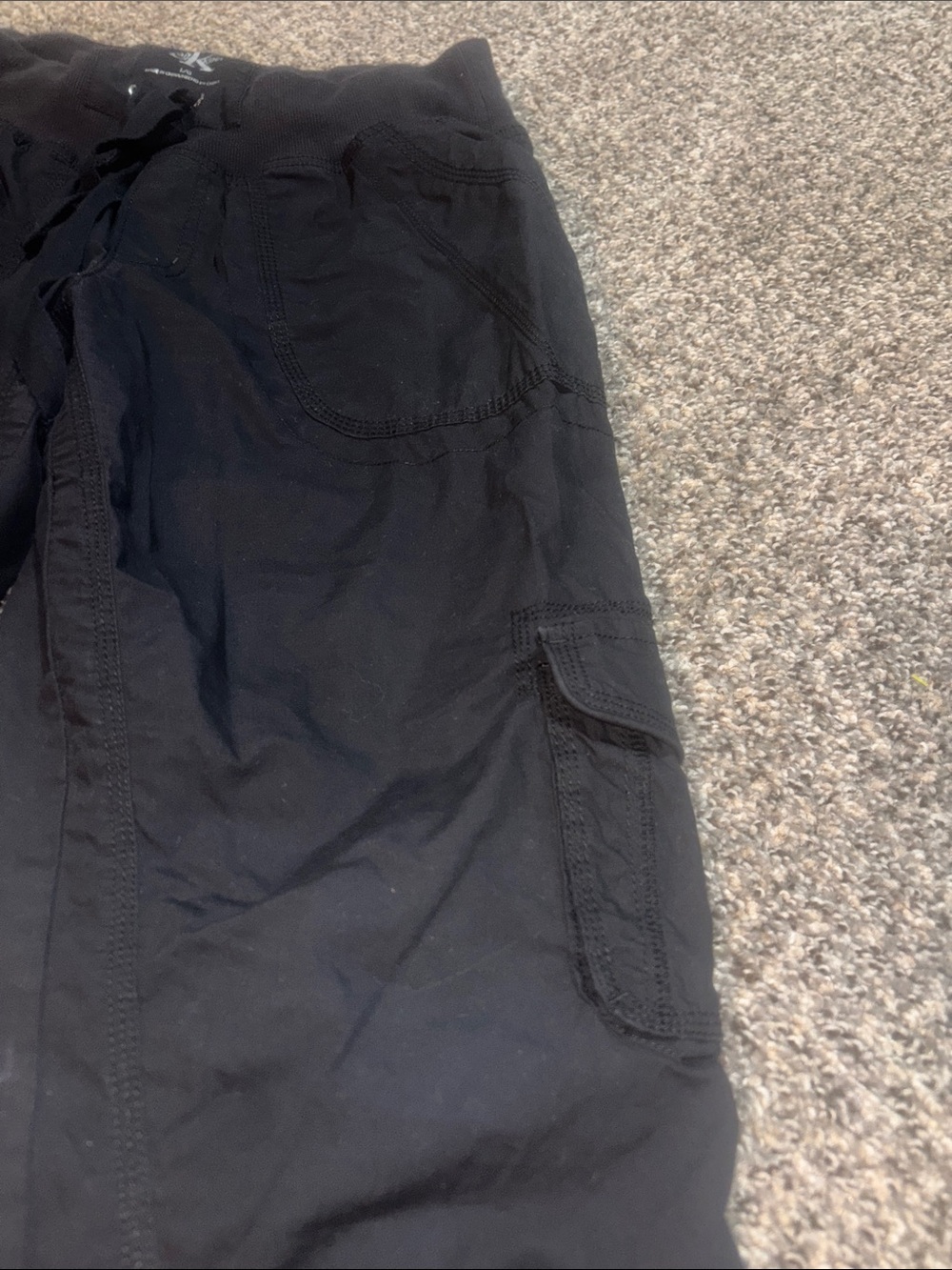 100% cotton Black Cargo Capris with Utility Pockets - Picture 4 of 6